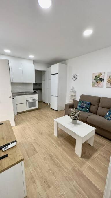 Rockside Residences Suites La Linea N3 La Línea de la Concepción Екстериор снимка